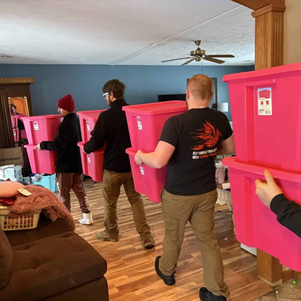 akron ohio moving company with boxes