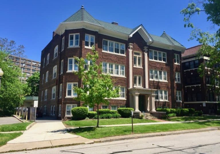 tips for moving into euclid apartments